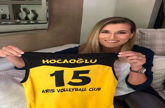 Ece Hocaoğlu Komşu’ya transfer oldu