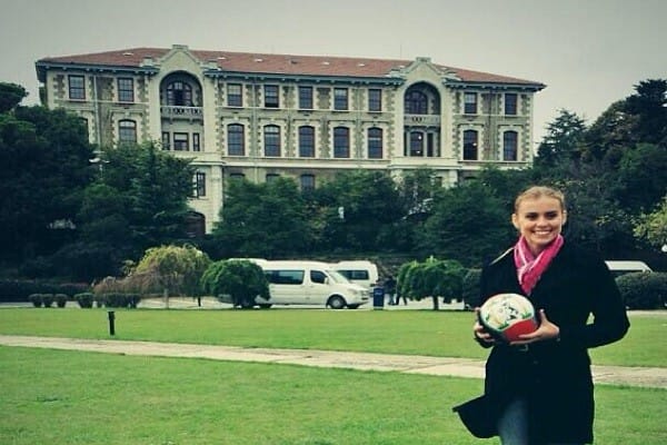 İyilik Peşinde Koşan Seda Uslu desteklerinizi bekliyor