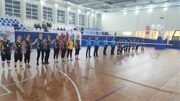 Türkiye Öğretmenler Kupası'nda Finalistler Belli Oldu