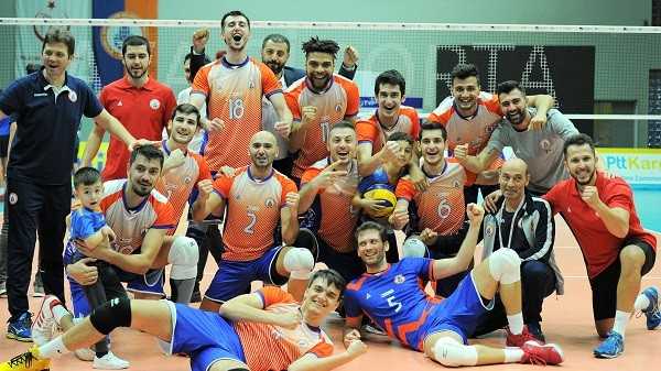 İBB ilk galibiyetini Arkas Spor'dan aldı