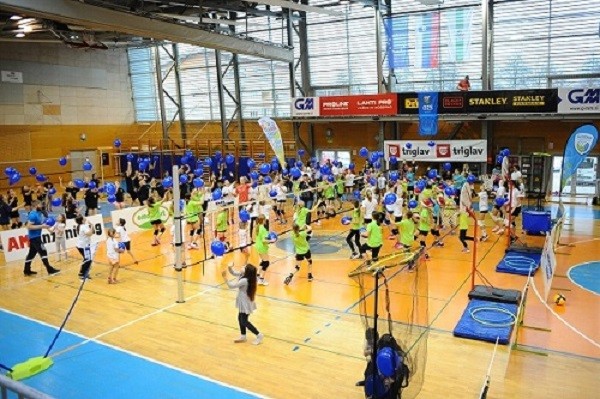Slovenya Çocuk Voleybolu Projesi Başladı