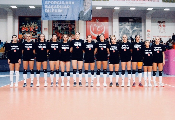 Eczacıbaşı VitrA 3 puanla döndü