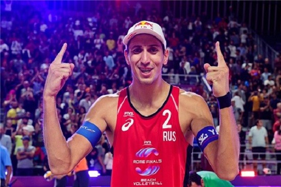Plaj Voleybolunda Bir Dev Stoyanovskiy