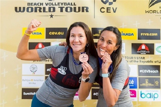 Şili’den Kadınlarda Elitler Dünyasına İlk Adım