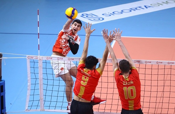 TVF Erkekler Voleybol 1. Ligi’nde 4.Haftanın Erteleme Maçı Oynandı