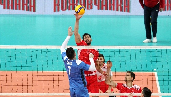 Efeler, Bosna'ya set vermedi