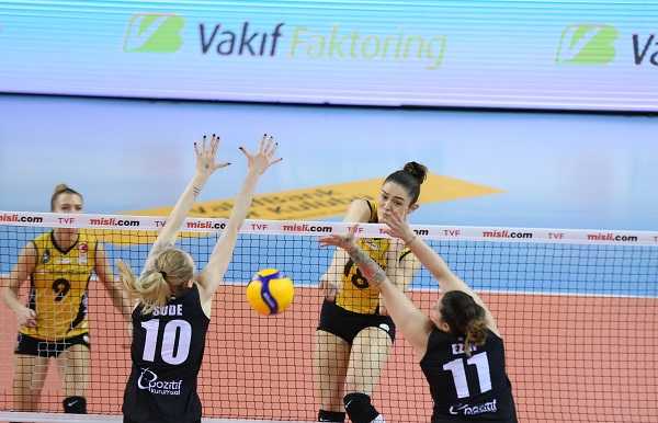 Lider VakıfBank'tan 24'üncü galibiyet