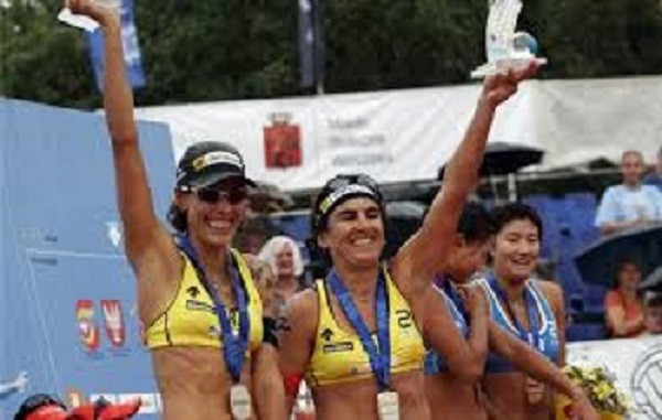 Altın Kızlar Shelda Ve Adriana