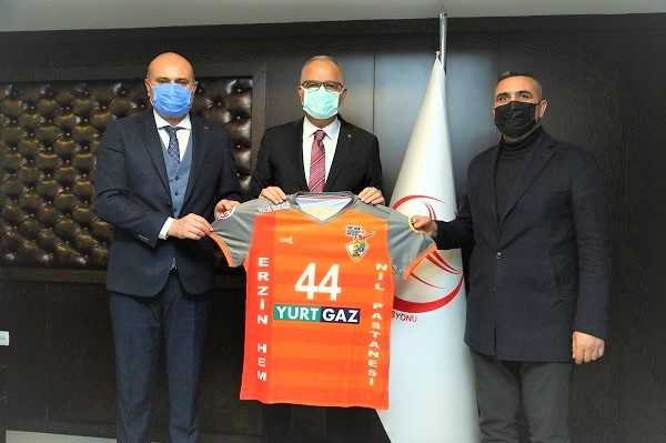 Akif Başkan'ın ziyaretçileri Erzin'den