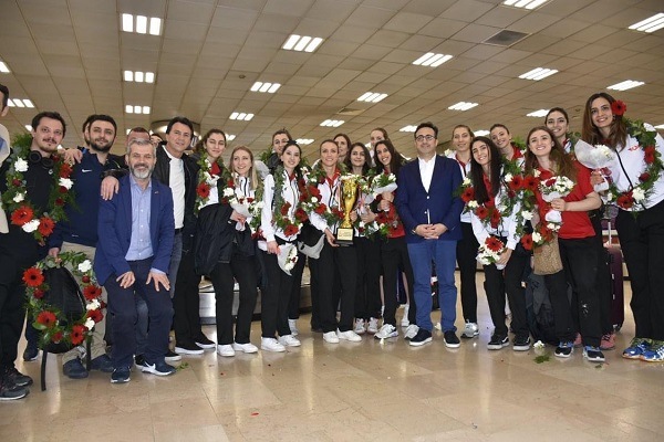 Burası kulüpten öte, bir aile...