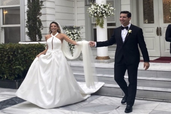 Mutluluklar Dileriz Cemre & Cihad