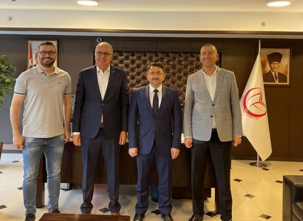 Yeni Kızıltepespor Kulübü'nden Akif Başkana ziyaret