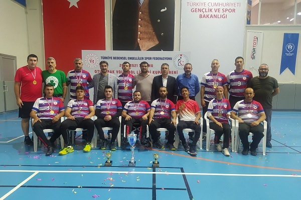 Oturarak Voleybolda Süper Ligin Şampiyonu Karaman İl Özel İdaresi Oturarak Voleybolda Süper Ligin Şampiyonu Karaman İl Özel İdaresi