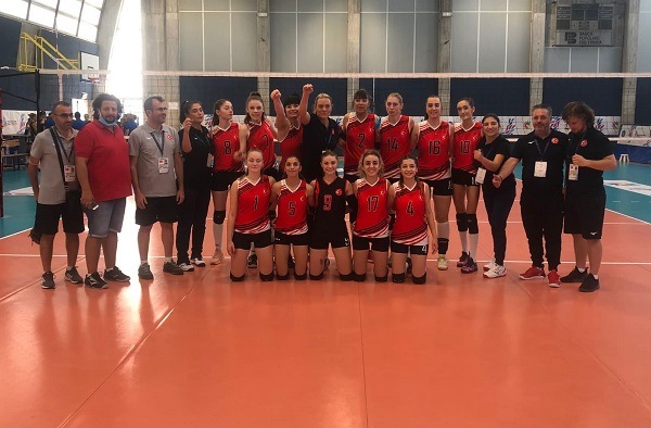 Dünya Şampiyonasında Ukrayna karşısında 1 galibiyet, 1 yenilgi