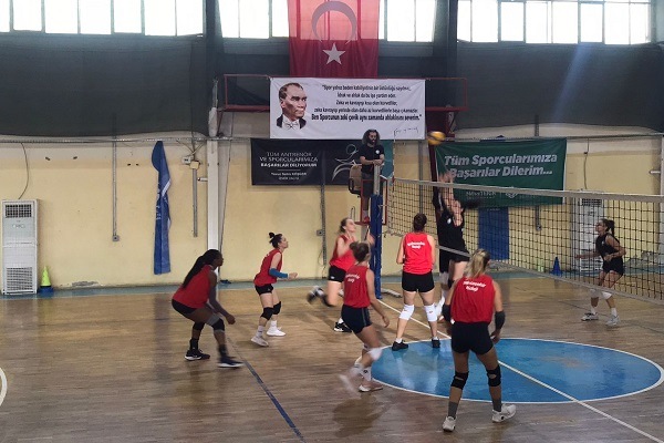 Fethiye Bahçeşehir Koleji, hazırlık maçında galip