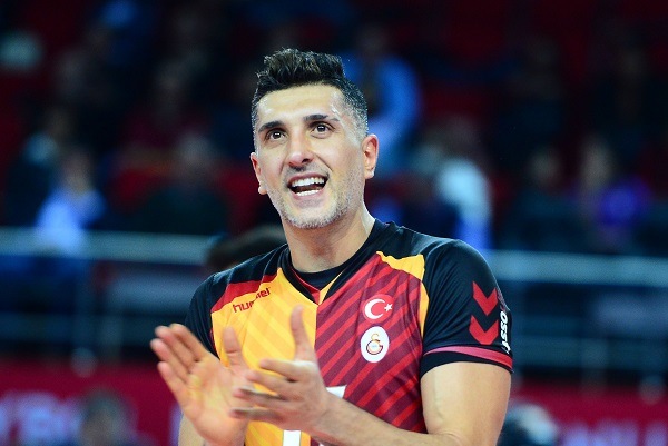 Hüseyin Koç yeniden Galatasaray'da