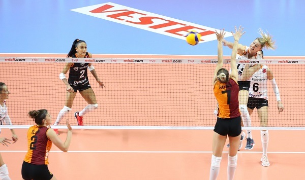 Galatasaray, Eczacıbaşı Dynavit'i 3-2 yendi