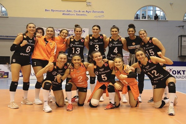 Eczacıbaşı Dynavit'ten Aydın'a 1 set