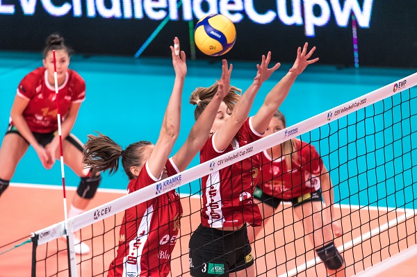 Kadınlar CEV Challenge Cup'ta 16'lı final etabı rövanş maçları başladı