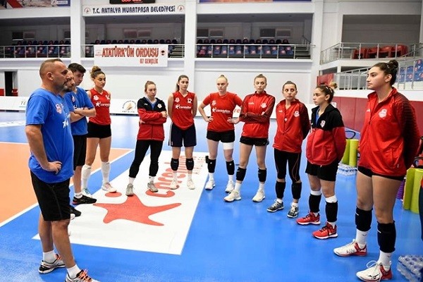 Kamberoğlu ilk sınavında  Çanakkale Belediyesi karşısında