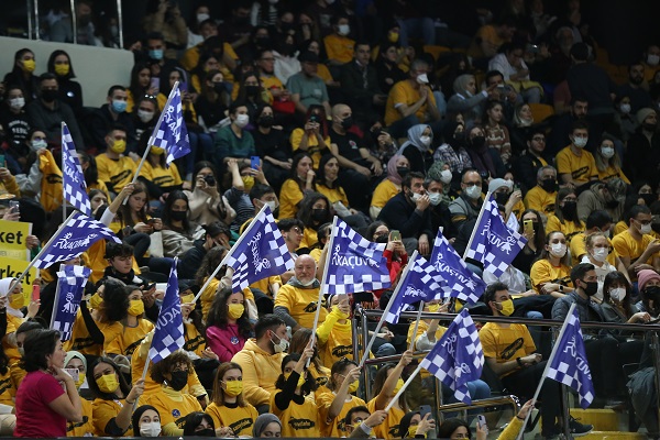 Voleybolla #SarıyıFarkEt’tiler