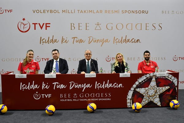 Yeni sponsor, dünyanın ilk tılsım mücevher markası Bee Goddess