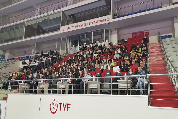 2 Yıl Sonra İstanbul'da Aylık Hakem Toplantısı Salonda  Gerçekleştirildi