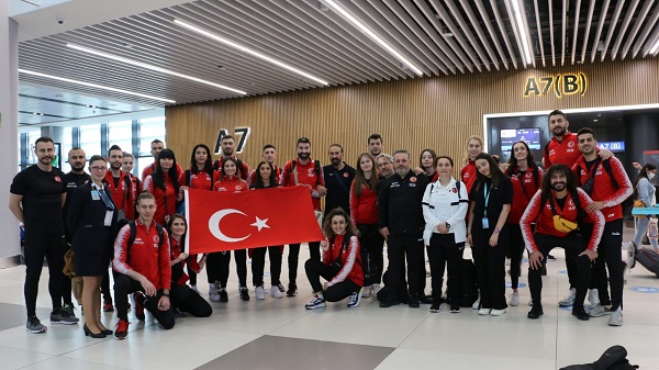 İşitme Engelli Kadın Milli Takımımız ilk maçını kazandı