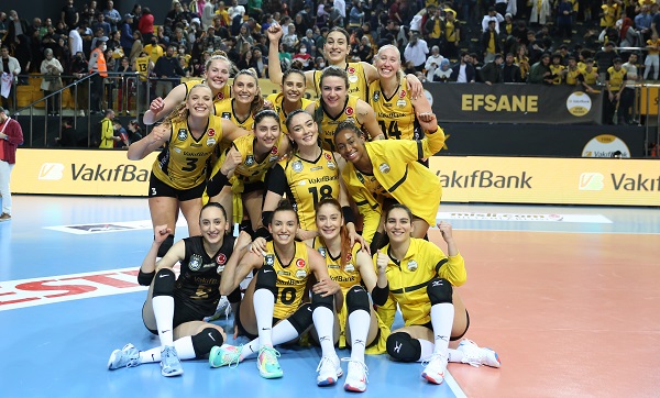 VakıfBank seride durumu eşitledi