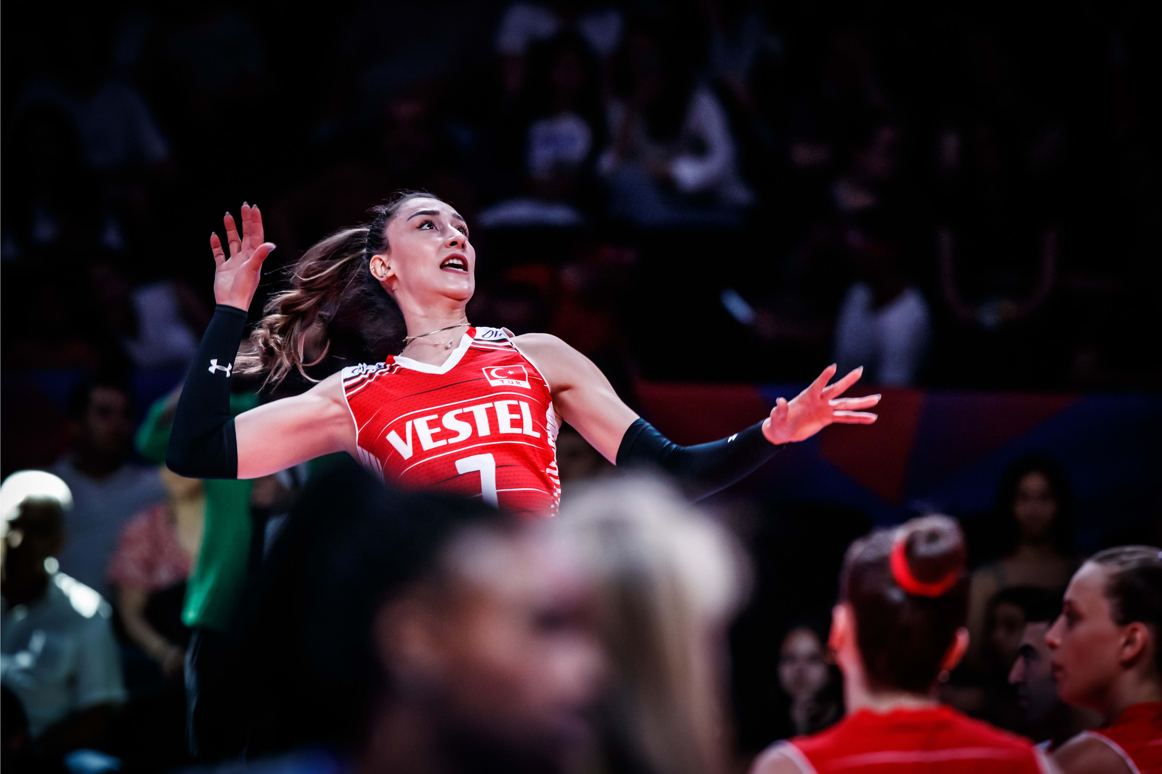 Sultanlar İtalya'yı bir kez daha yendi