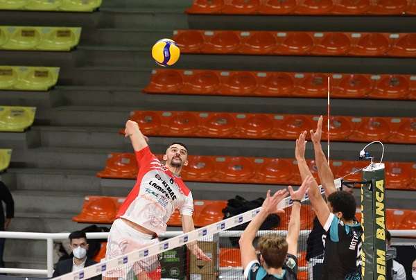 Altekma’ya Brezilyalı pasör çaprazı