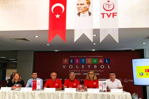 Sıra Küçük Kızlar ve Midi Erkekler'de