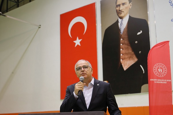 Mehmet Akif Üstündağ'dan mektuplu tepki