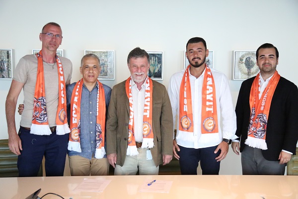Eczacıbaşı'nda transfer bu sefer Altyapı Teknik Ekibine