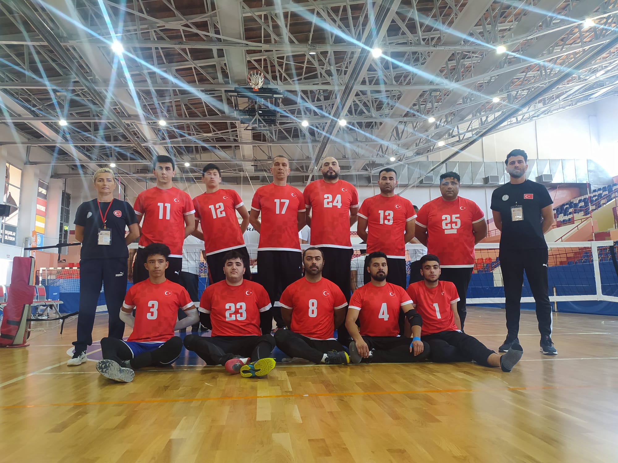 Uluslararası Munzur Oturarak Voleybol Turnuvası sona erdi Uluslararası Munzur Oturarak Voleybol Turnuvası sona erdi