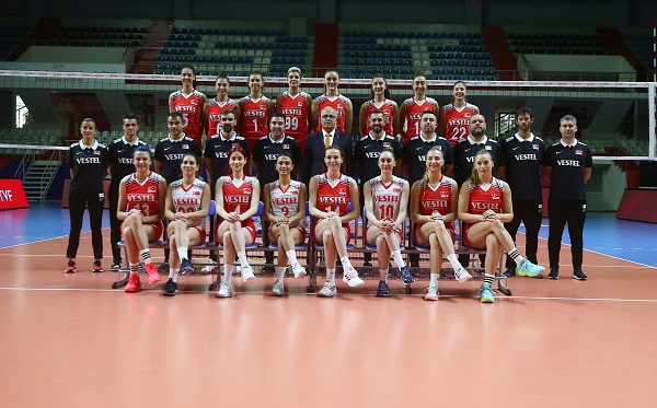 Sultanlar Finaller Öncesi Basınla Buluştu