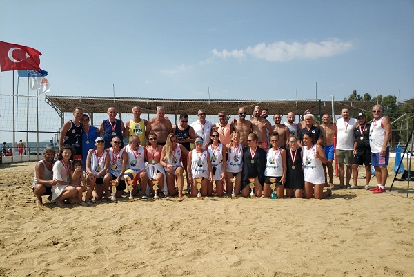 30 Ağustos Atatürk Zafer Kupası Veteran Voleybol Şampiyonası Tamamlandı