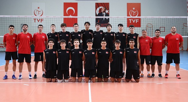 U17 Milliler Balkan Şampiyonası İçin Kampta