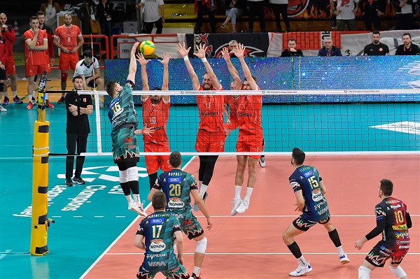 Ziraat Bankkart set aldı puan alamadı