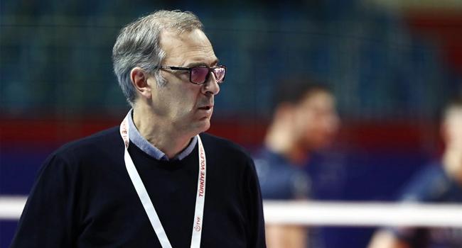 Daniel Castellani'den Arjantin'e 5 yıllık imza