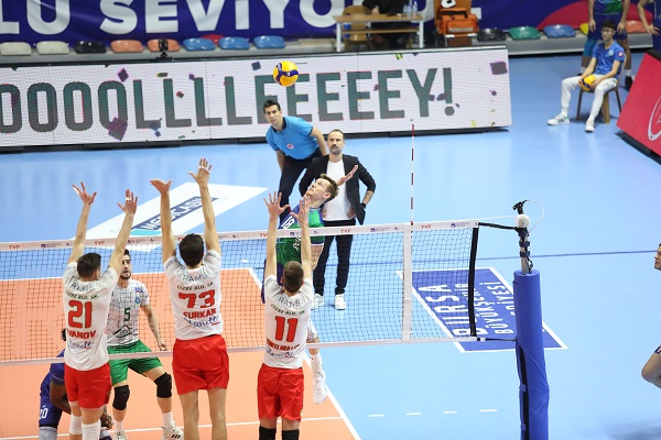 Bursa BŞ Belediyespor, Cizre önünde avantajlı skor peşinde