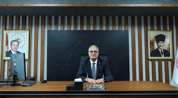 Başkan Üstündağ'dan Duygusal Açıklama