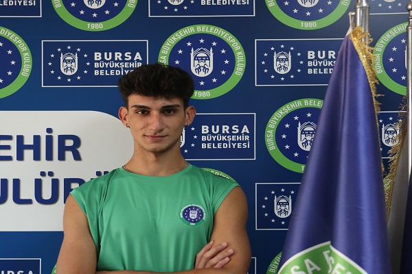 Onur Kaya Bursa Büyükşehir Belediyespor’da