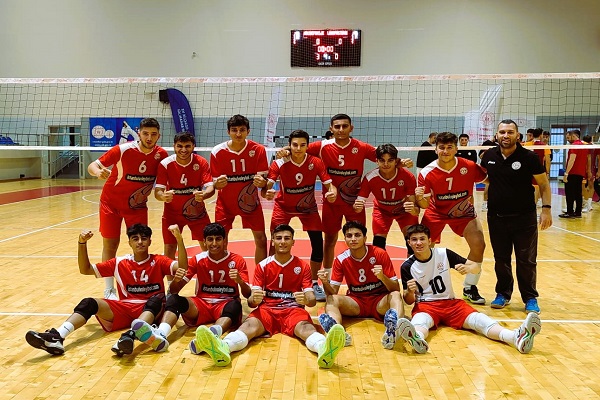 İstanbul Voleybol Sezona 3 Fidanla Başladı