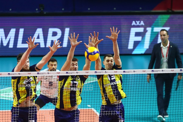 Fenerbahçe Hafta içi mesaisinde 3 puanı aldı