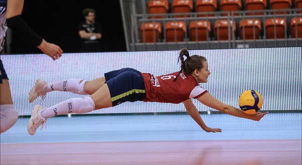 Kadınlar CEV Cup’ta 16’lı Final Etabında 3 maç oynandı