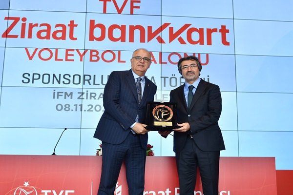 'Dünyada Türkiye denilince voleybol konuşuluyor'