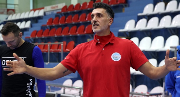 Develi Belediyespor'da ayrılık