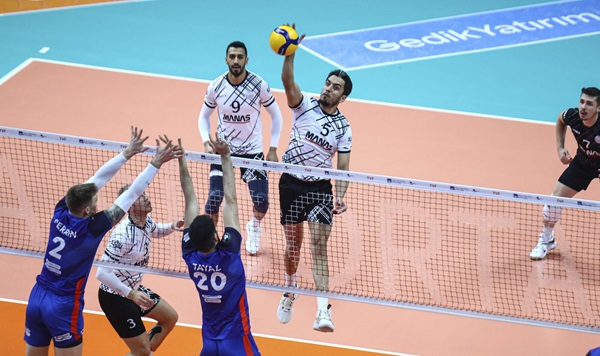 AXA Sigorta Efeler Ligi’nde İlk Devre Tamamlandı