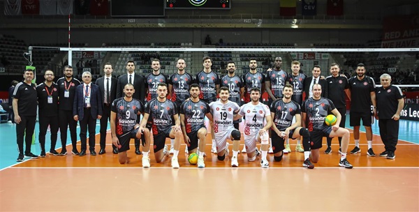 Ziraat Bankkart, 2 kez geriye düştü, yenilgisiz yoluna devam etmeyi başardı